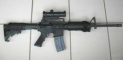 Qué diferencia hay entre AR-15 y AK-47
