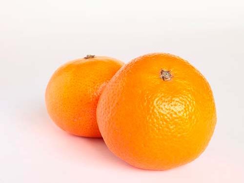 Qué diferencia hay entre la naranja y la mandarina